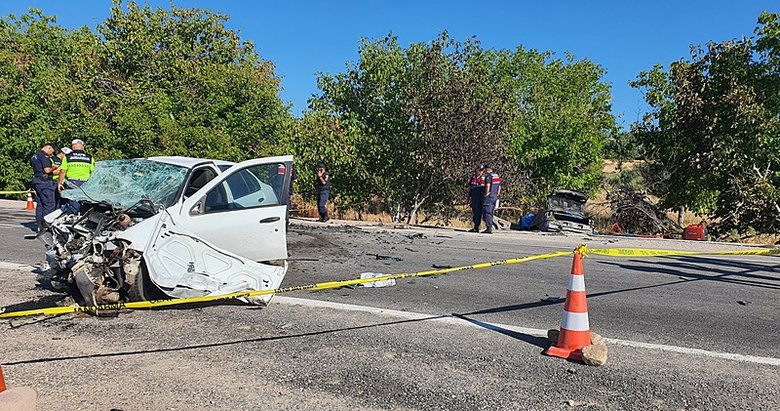 Demirci yolu kan gölüne döndü