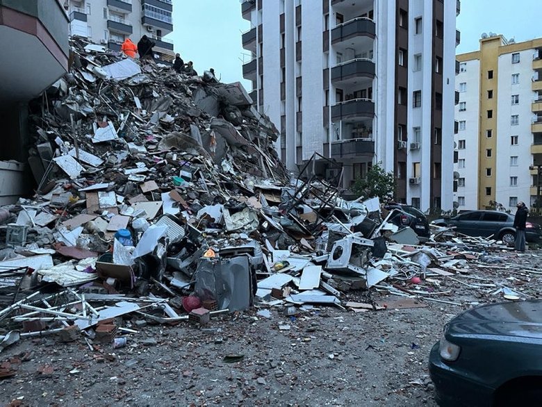 Son dakika: Depremde can kaybı artıyor