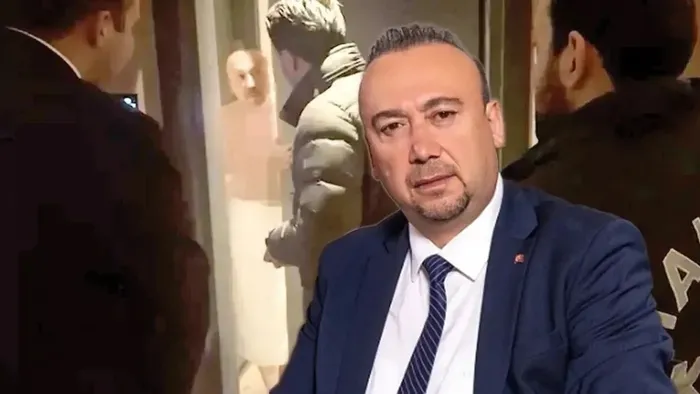 ozkan-yalimdan-gundem-sarsan-ifade-kurultay-oncesi-ozgur-ozele-1778277560952.png