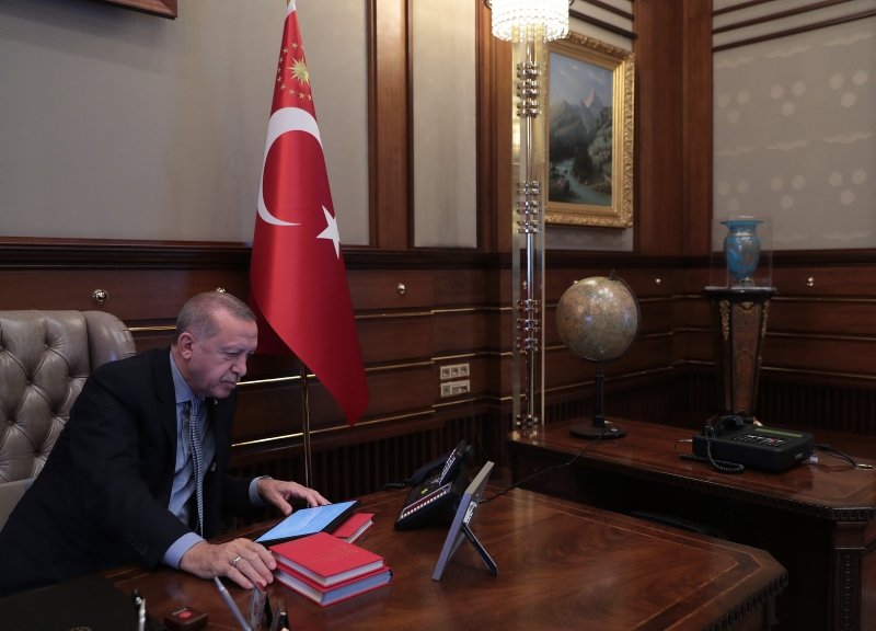 Başkan Erdoğan tarihi operasyonu harekat merkezinden takip etti!