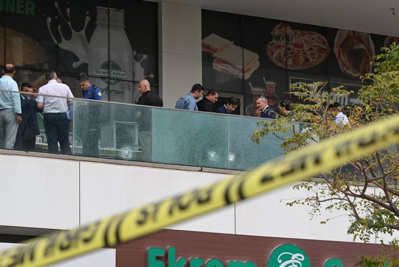 İzmir’de adliye önündeki çatışmada yeni gelişme: Gözaltı sayısı 21’e yükseldi