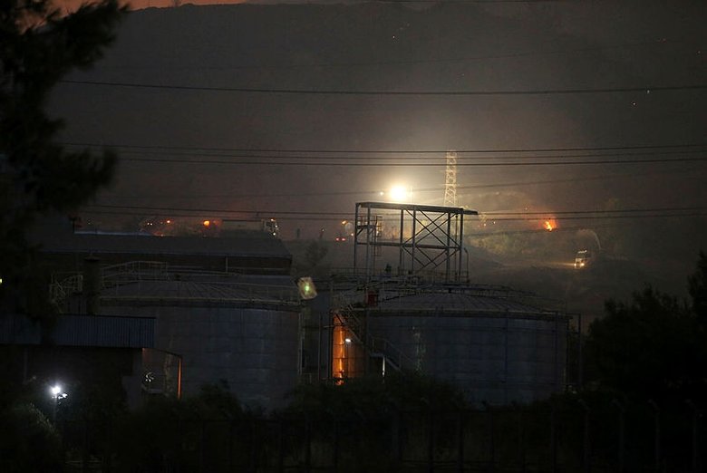 Milas’taki yangınlarda alevler Kemerköy Termik Santrale sıçradı