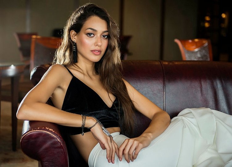 Dilan Çiçek Deniz Birkan Sokullu’nun ailesinin de gönlünü kazandı