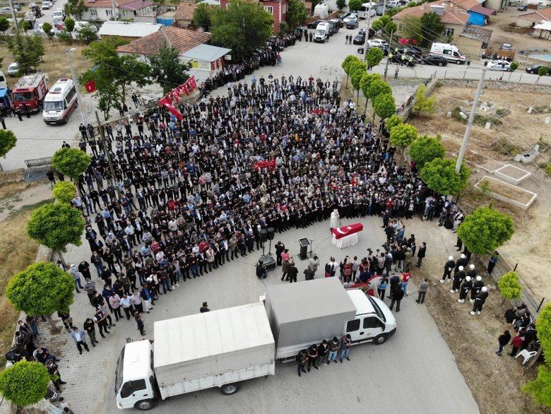 Afyonkarahisar şehidini gözyaşları içinde uğurladı