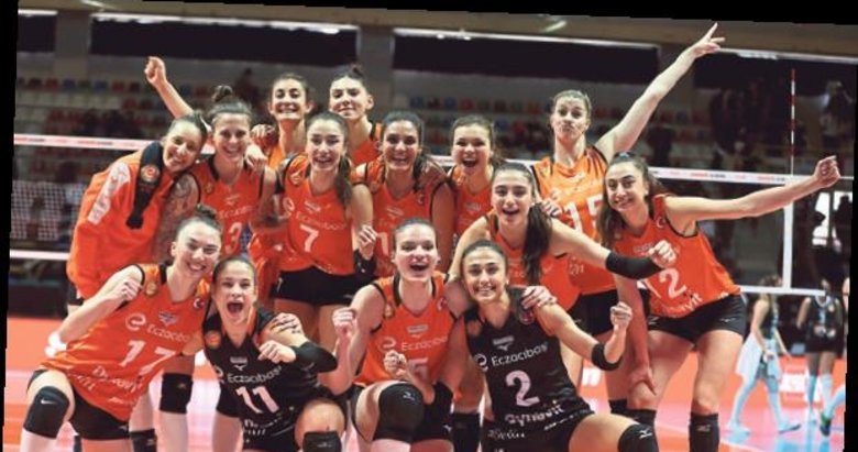 Voleybolda final heyecanı