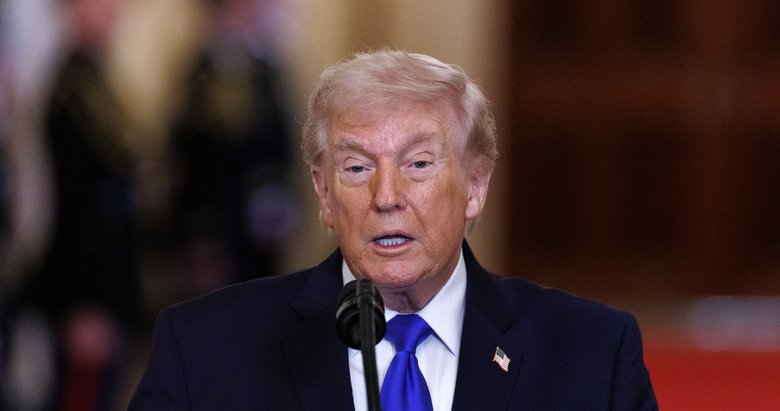 Son dakika: Trump: Enerji altyapısına saldırı 5 gün ertelendi