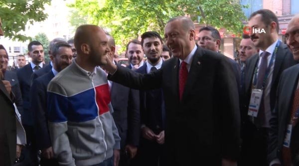 Başkan Erdoğan’dan Türk gencine sürpriz davet!
