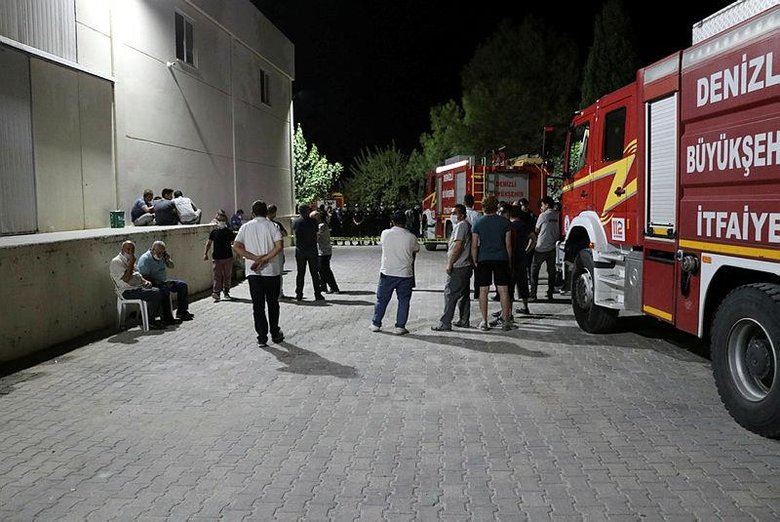 Denizli’de kuruyemiş fabrikasında patlama: 2 ölü, 3 yaralı