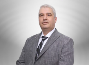 Karşıyaka Belediye Başkanı, Cemil Tugay’ın kuyusunu kazıyor