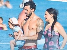 Çeşme’de aile saadeti