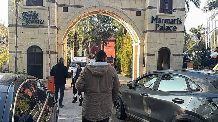 Muğla Marmaris’te otel yangını: Alevler odalara kadar sıçradı! Çok sayıda ekip sevk edildi