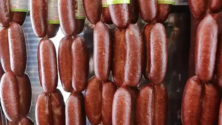 sofralardaki-buyuk-tehlike-bakanlik-ifsa-etti-cayda-boya-cikolatada-ilac-kavurmada-tek-tirnakli-eti-cikti-1781867713944.jpeg