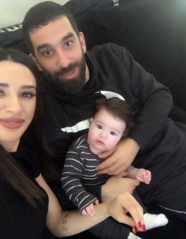 Sosyal medya hesabından duyurdu! Arda Turan ikinci kez baba oldu! İşte o açıklama