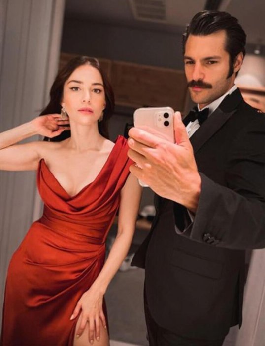 Serkan Çayoğlu’ndan sevgilisi Özge Gürel’e romantik doğum günü kutlaması!