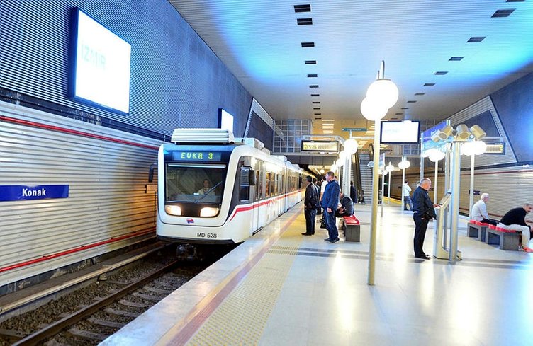Cumhur İttifakı İzmir Büyükşehir Belediye Başkan Adayı Hamza Dağ İzmir ulaşımını rahatlatacak projelerini açıkladı: Ulaşılabilir İzmir