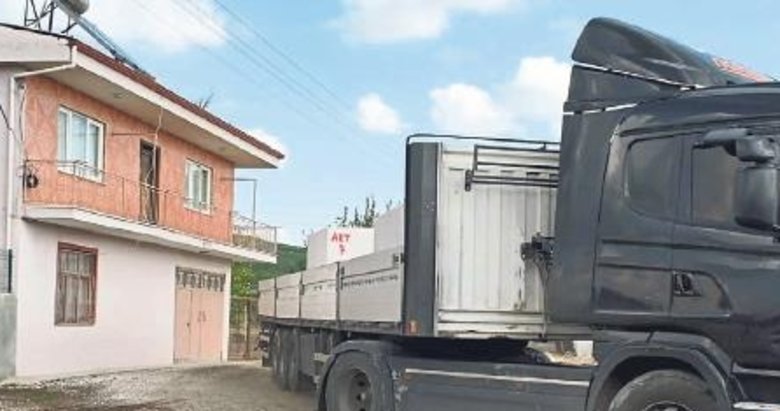 TIR’lar geçiyor evler sallanıyor