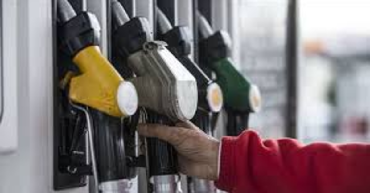 GÜNCEL AKARYAKIT FİYATLARI 23 NİSAN | Aracı olanlar dikkat! Bugün benzin, motorin ve LPG fiyatlarında son durum ne? Akaryakıta yeni bir zam bekleniyor mu?