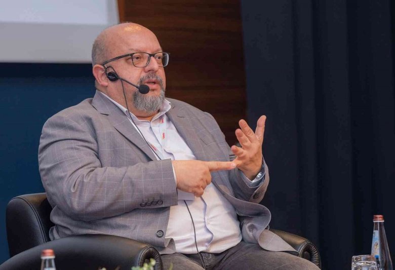 İzmir’in tarihine yanık kokusuyla acı yolculuk