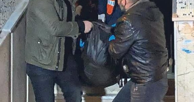 Sevgililer Günü’nde eşinin boğazını kesti