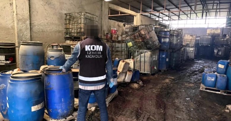 İzmir’de 1 milyon 989 bin makaron ele geçirildi