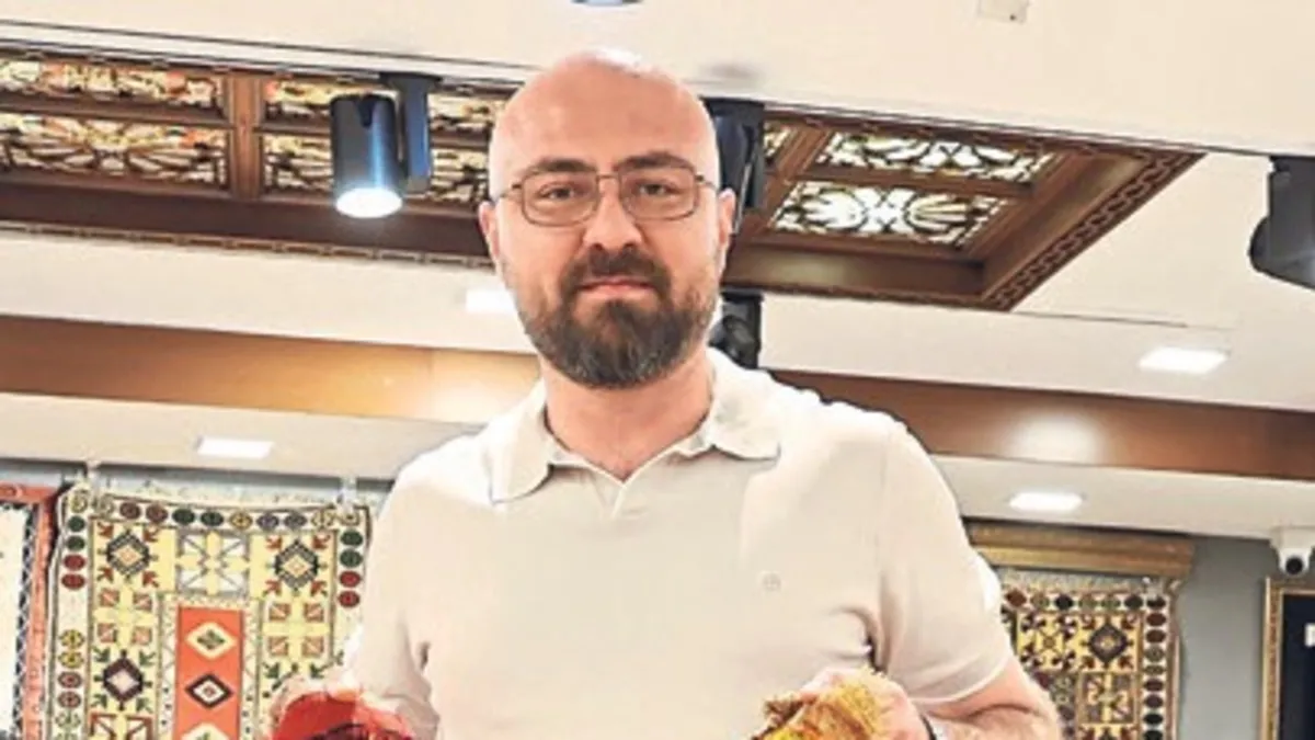 Aydın'da asırlık halılar kasalarda saklanıyor