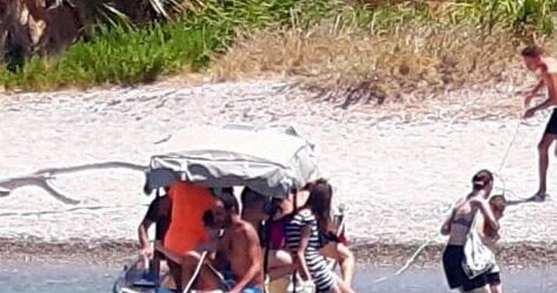 İzmir’de tekne faciasında ölen kadına gözü yaşlı veda