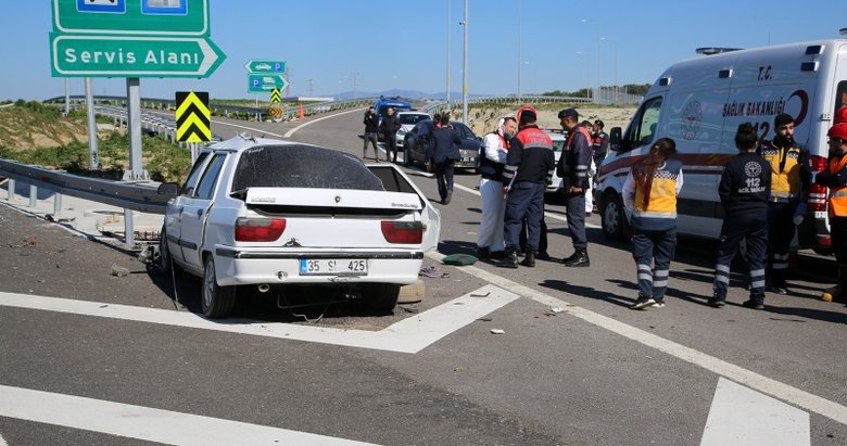 Manisa'da feci kaza: 3 ölü, 1 ağır yaralı ile ilgili görsel sonucu