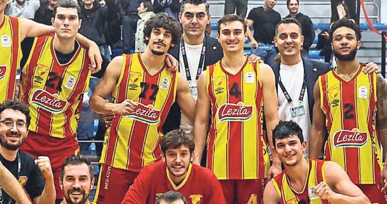 Göz-Göz ışık saçıyor