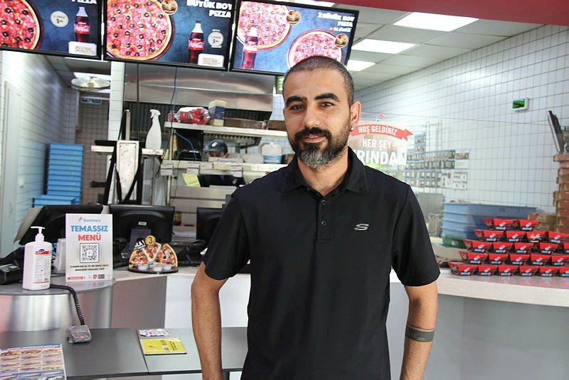 Pizzacıda yürekler ağza geldi: İşletme sahibinin ilk yardımı hayat kurtardı
