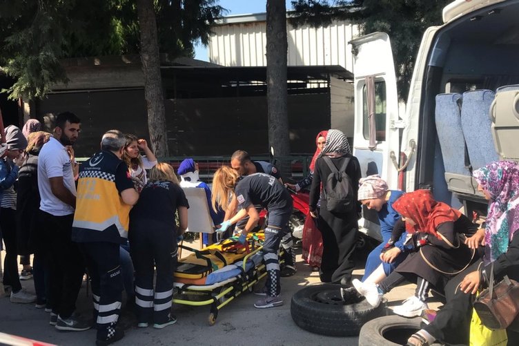 Manisa Şehzadeler’de trafik kazası: 16 yaralı