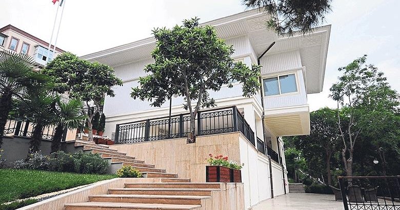 Şato tadilatı kılıfına uyduruldu