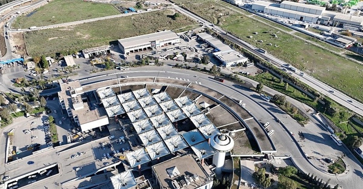 Büyükşehir başlattı: İzmir Otogarı'na haciz!