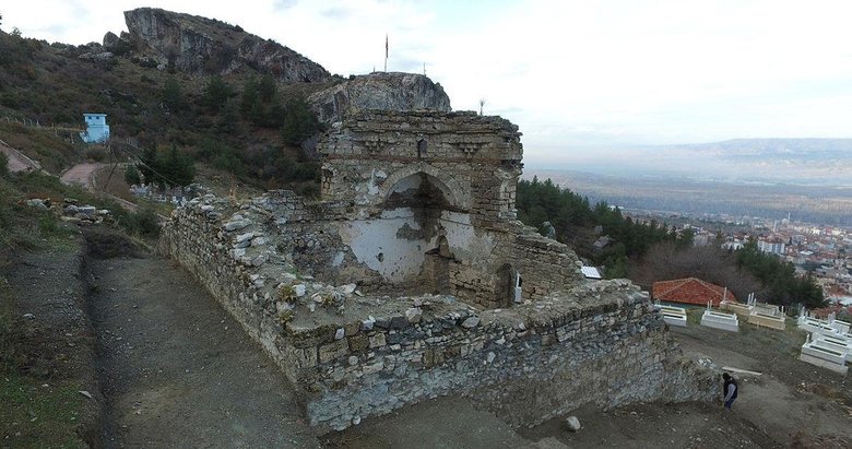 Denizli’deki 591 yıllık Sultan 2. Murat Camisi’nin restorasyonu devam ediyor