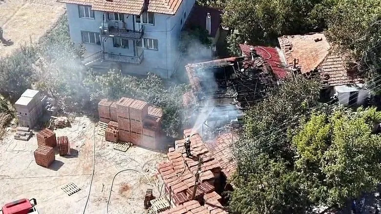 Denizli’de acı olay! Evini kendi elleriyle yaktı