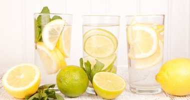 İşte limonlu suyun mucizevi faydalar! Limon nelere iyi gelir?