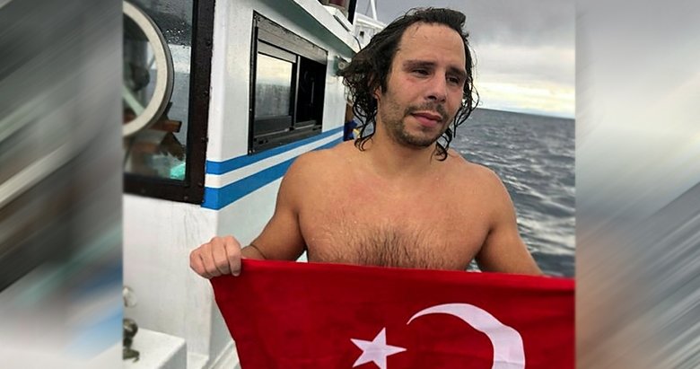 Türk yüzücü Emre Erdoğan Denizin Everestini aşmayı başardı