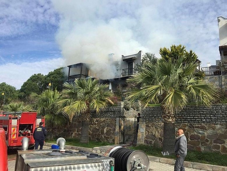 Yanan evde mahsur kalan yaşlı kadın hayatını kaybetti