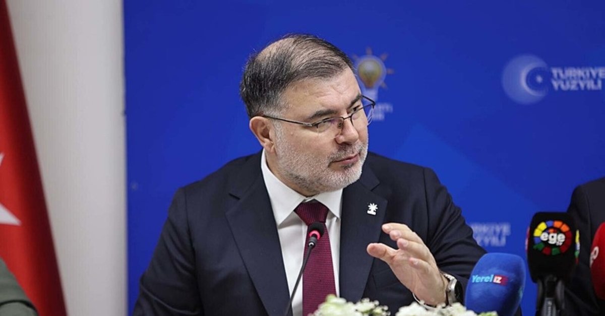 Saygılı: Bir siyaset parodisi sergileniyor