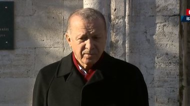 Başkan Erdoğan’dan Ayasofya’da cuma namazı çıkışı önemli açıklamalar