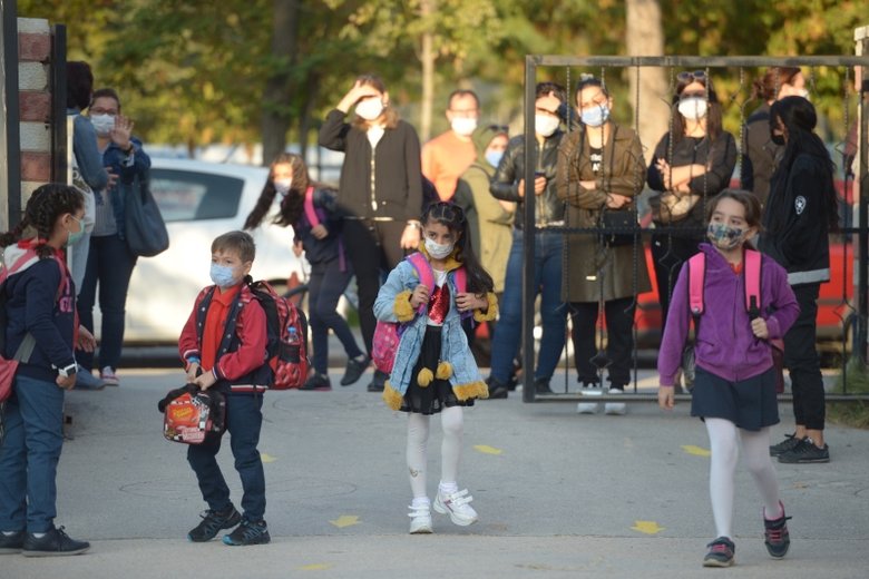 Sınıfta pozitif öğrenci çıkarsa ne yapılacak?