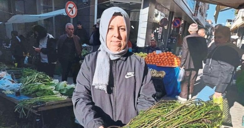 İlkbahar’ın müjdecisi sarmaşık otu tezgahlarda