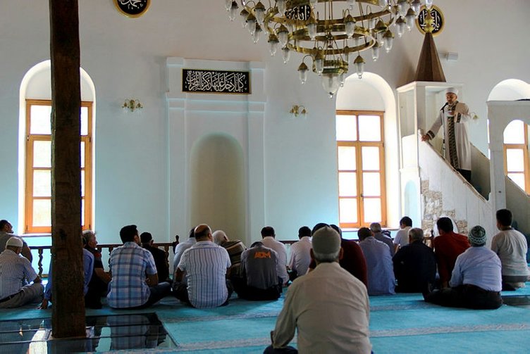 Muğla’daki antik kentte camide yıllar sonra ilk cuma namazı