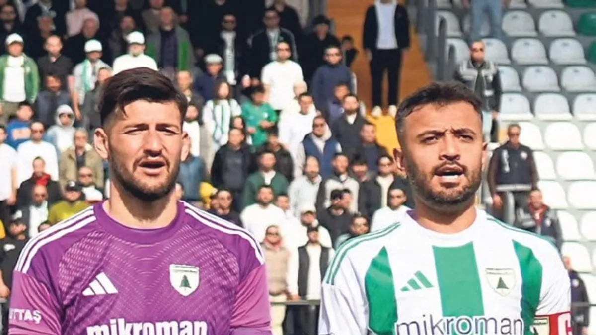 Muğlaspor’da kaptan da gitti
