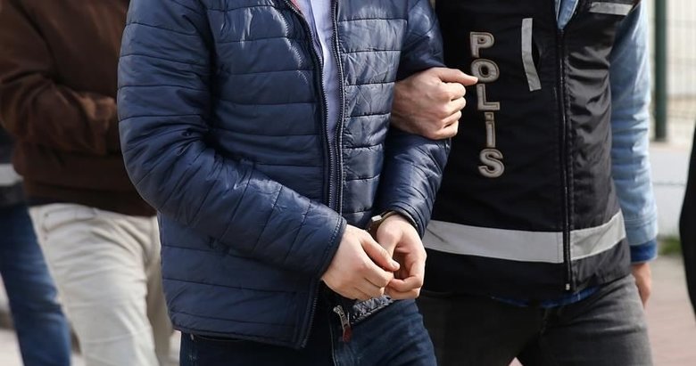 İzmir’de ’gaybubet evi baskını! 9 tanesi yakalandı