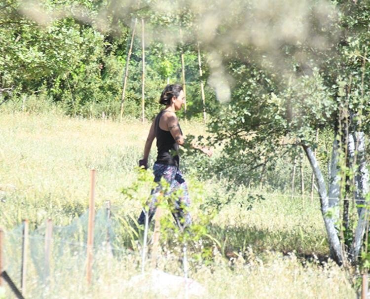 Bir dönemin rock yıldızıydı! Şimdilerde Muğla’ya yerleşti köy hayatına alıştı....