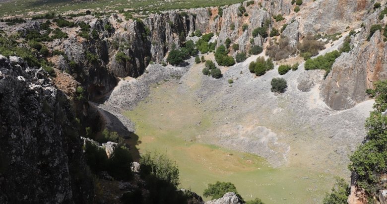 Ege’nin ise en büyük obruğu! Ne zaman ve nasıl oluştuğu bilinmiyor