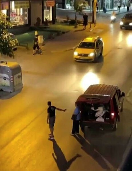 İzmir’deki giysi kutusu talanında 4 tutuklama