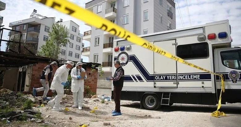 İzmir’de ortadan kaybolan inşaat işçisinin cesedi tarlada gömülü bulundu