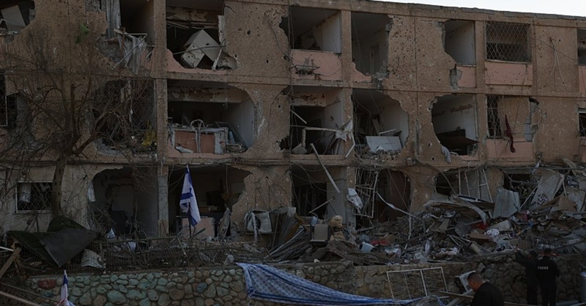 İsrail’in demir kubbesi çöktü