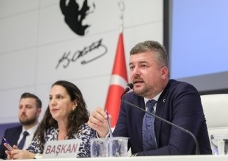İşçiler sendikanın ihanetine uğradı